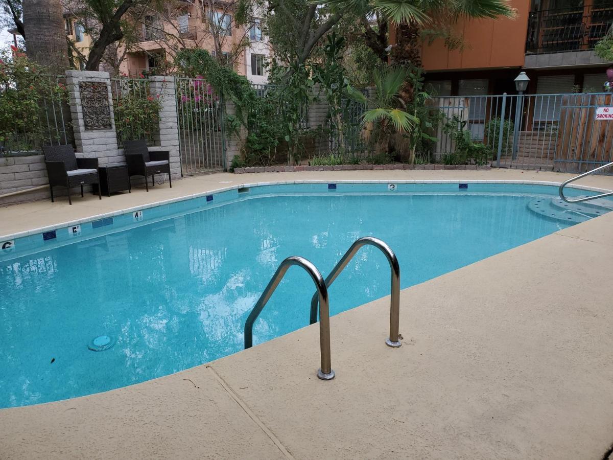 Desert Rose Villas - Private One Bedroom In Old Town Scottsdale Bagian luar foto
